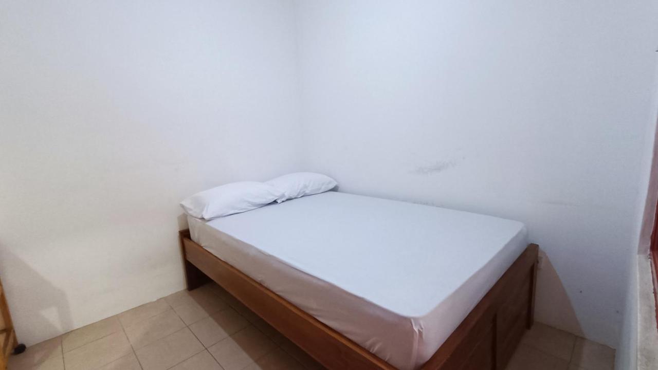 Oyo 91341 D'Phoenix Anggrek Syariah Residence Jakarta Exteriör bild
